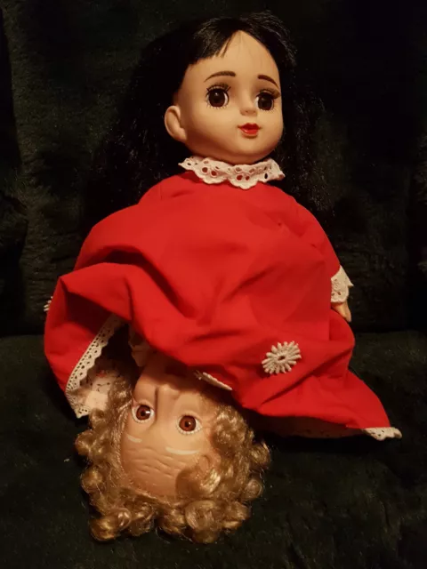 Drei-Gesichter-Puppe = Rotkäppchen, Oma und der böse Wolf in einer Puppe