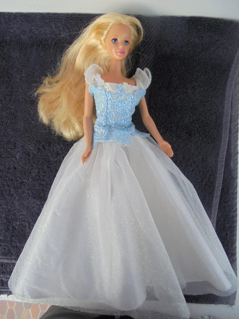 MATTEL - POUPÉE Barbie Butterfly Art - Tattoo - 1998 EUR 7,00 - PicClick FR MATTEL - POUPÉE Barbie Butterfly Art - Tattoo - 1998 EUR 7,00 - PicClick FR