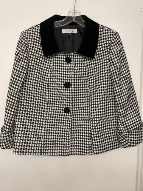 Tahari Arthur S Levine Houndstooth Jacket Blazer Black Velvet Collar  Darling