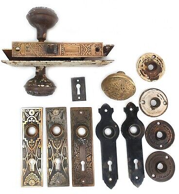 1900s Ornate Brass Door Knobs Back Plates Embossed Lock Hardware Escutcheon ANTQ
