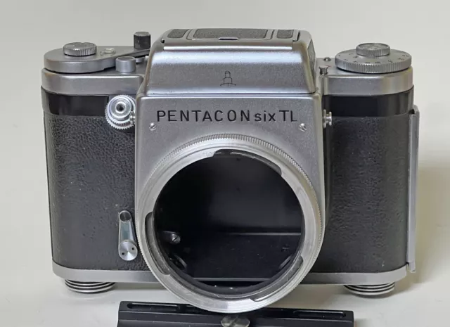 Pentacon SIX TL Mittelformatkamera Gehäuse Body Spiegelreflexkamera mit Sucher
