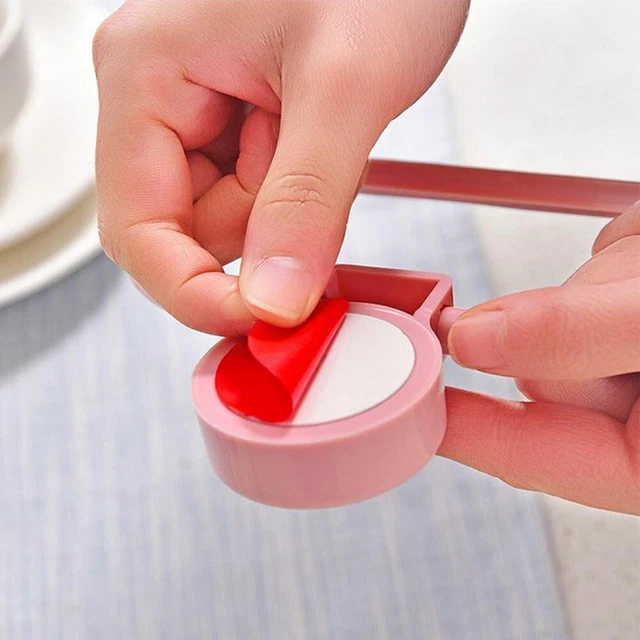 Estante compacto para anillo de toallas y funcional imprescindible para cualquier hogar