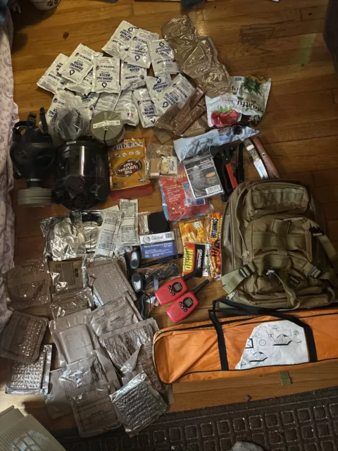 Custom Bug Out Bag Everything In Pics  Plz Read Details