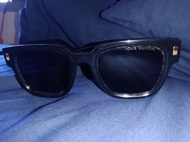 Louis Vuitton #1 Size: 140 00 145 Z1886E Waimea Monogram Lens Sunglasses