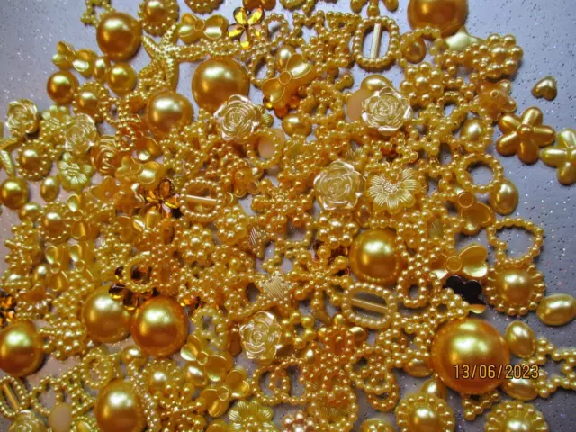 100pcs Pearl Mixed Shapes Embellishments Cabochons Stars Hearts Sunflowers Bows