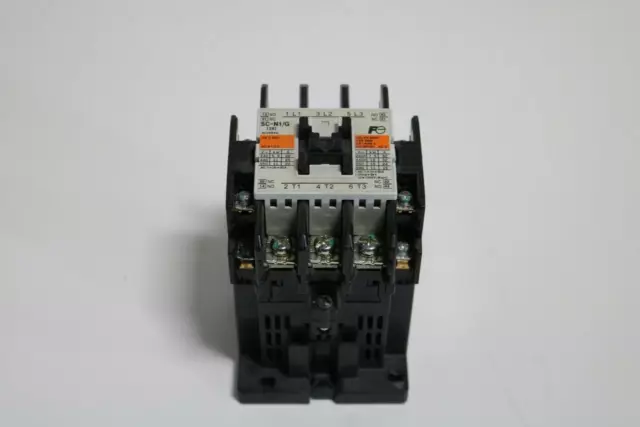 Fuji Electric SC-N1/G, SC25BAG 110V -1Ph, 480V-3Ph, 24Vdc coil, Contactor