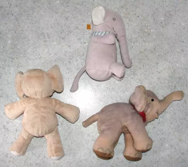 3x STEIFFTIER ELEFANT davon 1x 238543 von STEIFF mit Knopf und Fähnchen 3