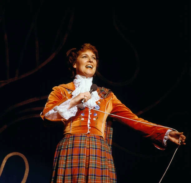 Scottish Singer Moira Anderson At The Royal Variety Show 1978 OLD MUSIC PHOTO