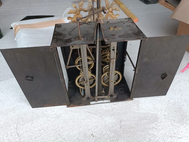 Mouvement D'horloge Comtoise Ancienne Le Coq Chantant Couthenans, Avec Poids Et Clé, à Réviser