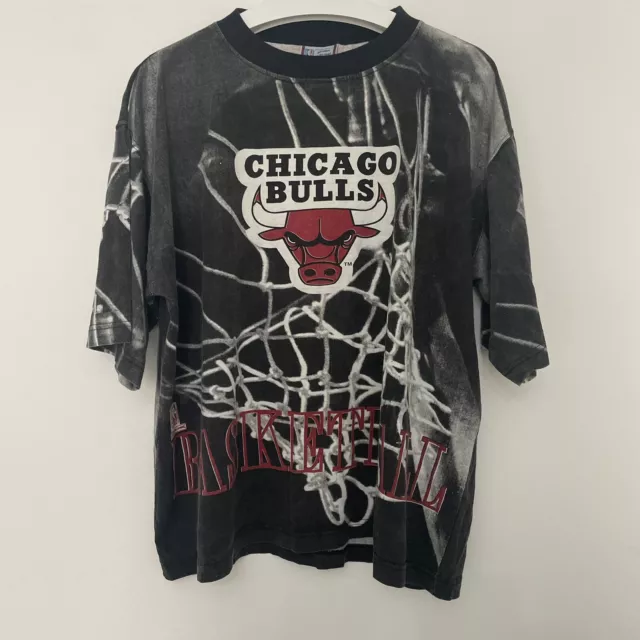 T-shirt vintage Spalding NBA Chicago Bulls stampa tutto over - taglia media boxy anni '90