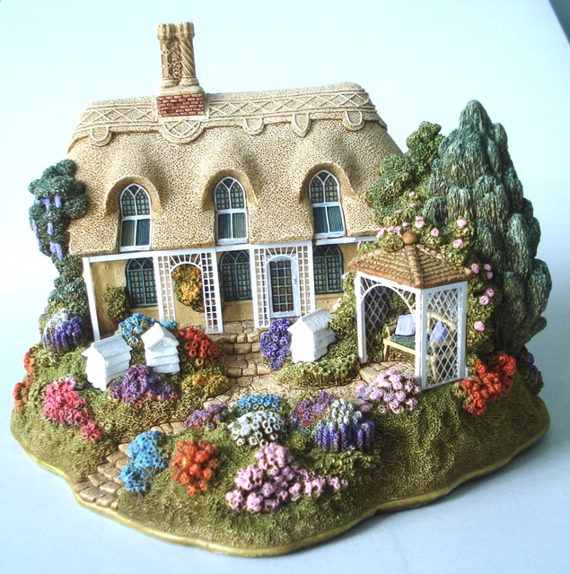 LILLIPUT LANE ☆ BEEKEEPER'S COTTAGE LILLIPUT LANE BEEKEEPERS