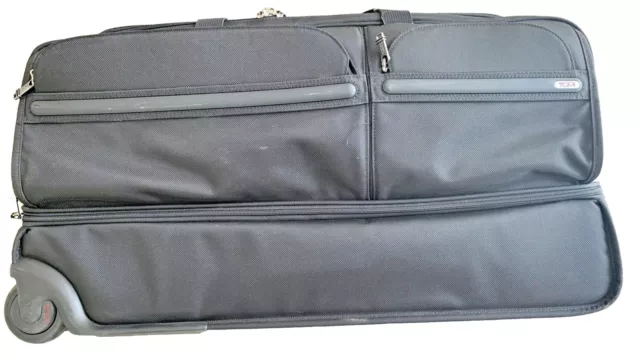 Tumi Alpha Large 30" Wheeled Duffle Bag 22041D4  Black Nylon Double Compartment