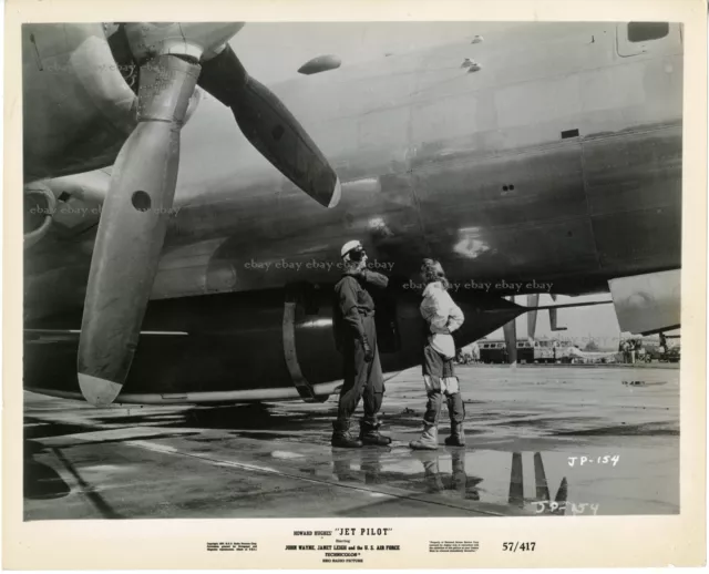 *John Wayne Janet Leigh Avion Jet pilot von Sternberg Photo argentique US vintag