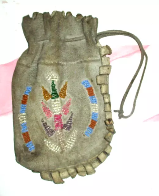 Antique Native American Plains Indian Beaded Buckskin Pouch Bag