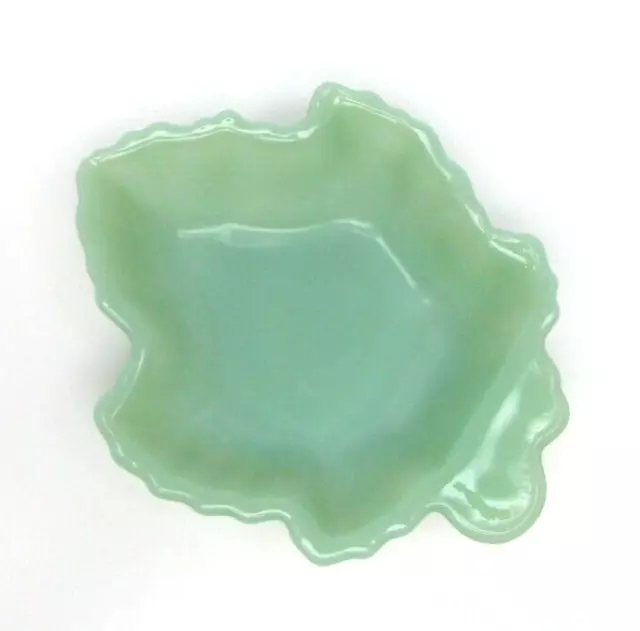 Vintage Jade-ite Maple Leaf Candy/Nut Dish NOS