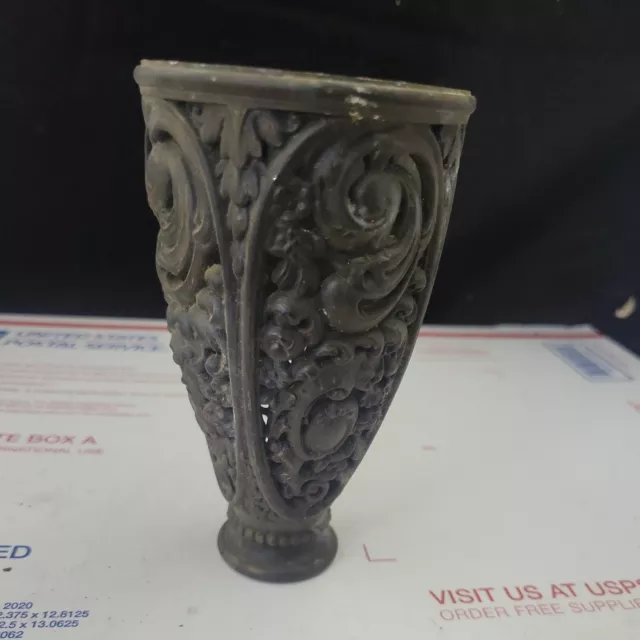 Vtg antique Cast Brass Ornate Art Deco Lamp floor table part spacer (yl)