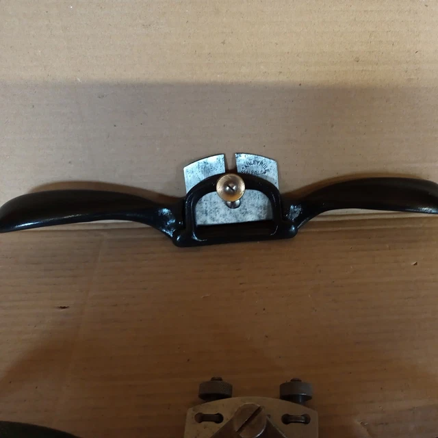 2 Vintage STANLEYSpokeshave 1 flat bottom 1 curved  Carpenters Tool 3