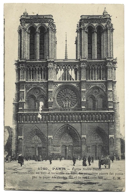 CPA" PARIS - Church of Notre Dame - Started in 1163 and completed in 1230
