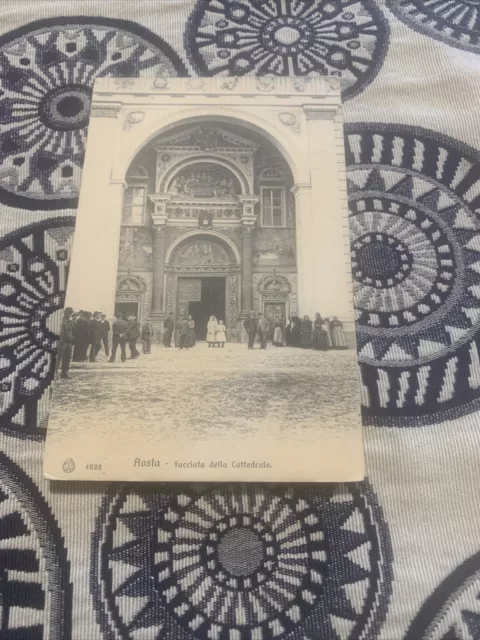 AOSTA CITTÀ’  1920 Viaggiata  Cattedrale  Animata