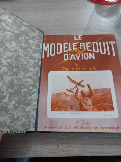 Reliure Revue Année 1963 Complete Avec Plans Modele Reduit Avion 12 numéros.