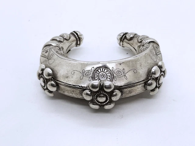 ANTICO bracciale Pashtun argento di qualità Swat Baluchistan Pakistan