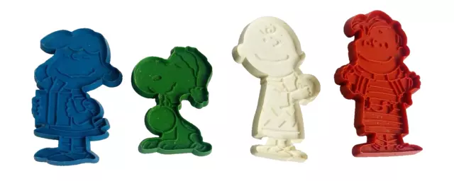 SNOOPY Charlie Brown Peanuts United Feature Syndicate Inc Vintage Cookie Cutters