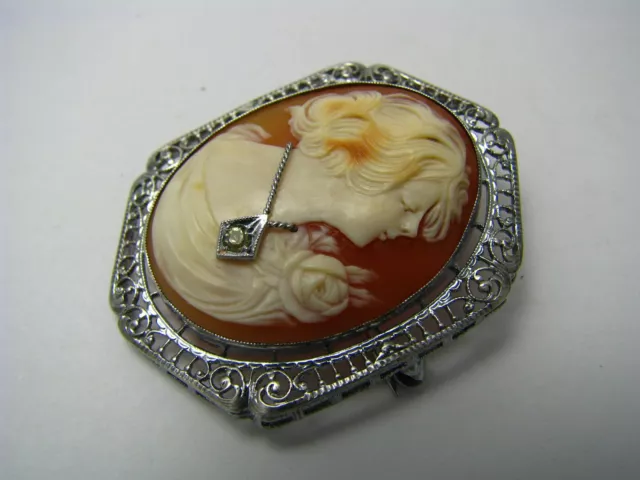 SEASHELL CAMEO BROOCH "Lady Wearing Silver Necklace" STERLING SILVER FRAME 1950s 2