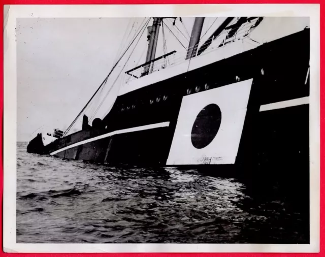 1939 Japanese Motor Liner Terukuni Maru Sunk by Mine England Original News Photo