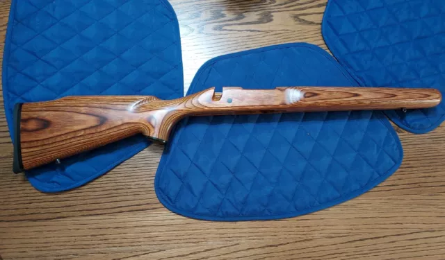 Remington 700 VLS Varmint Laminated RH SA Stock - MINT