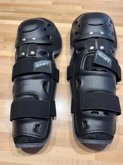 shift mx knee guards L used