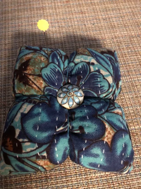 handmade pincushion vintage kantha quilt reversible 4.5” square vintage buttons