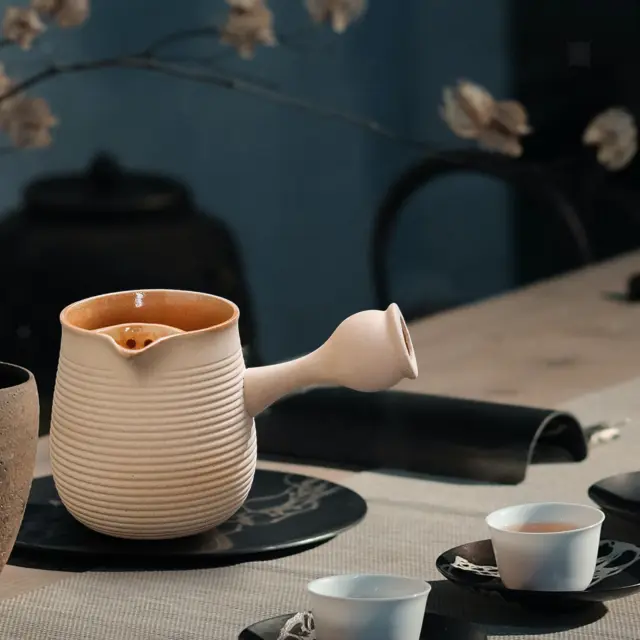 Concept rk-0040 bouilloire théière en céramique avec des tasses