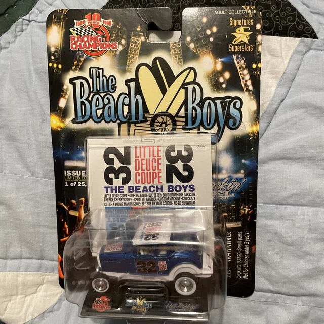 1999 RACING CHAMPIONS Beach Boys Surfin' Safari 40 Ford Woody 1/64