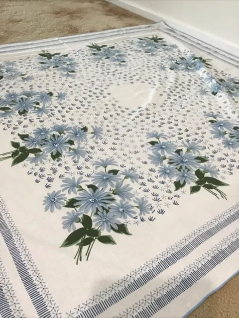 Vintage  Retro Pretty Blue Daisies Square Tablecloth, 132x138cm