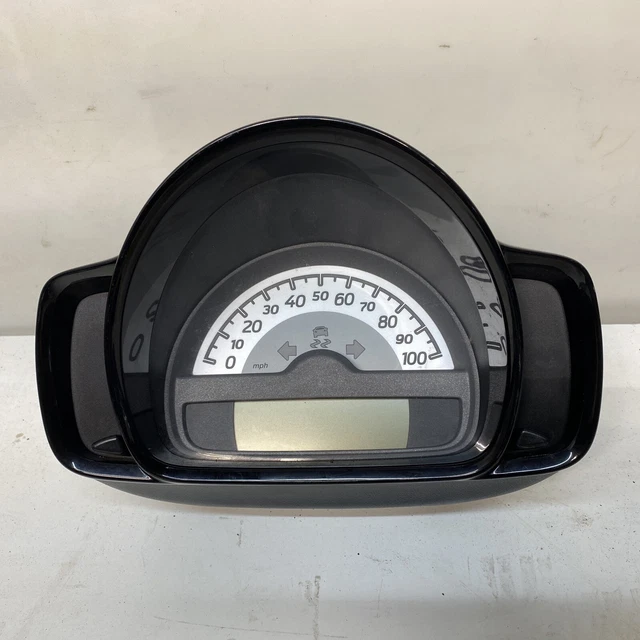 SMART FORTWO 451 Instrument Cluster Clocks Speedo Dash Unit A4519004200