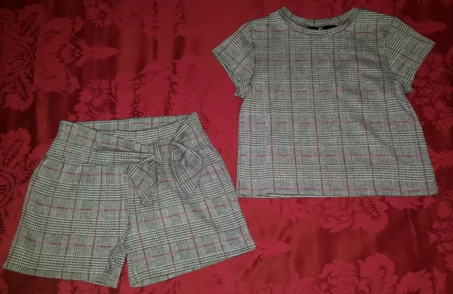 V by Very Set 2 Pezzi Top & Pantaloncini In Grigio Età 8 Anni Eccellente Cond