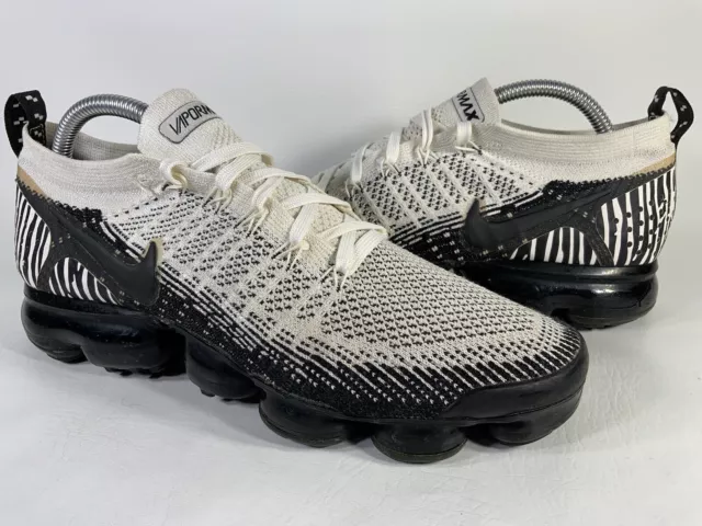 Nike Air Vapormax Flyknit 2 Animal Pack Zebra White Womens Size 9 AV7973-100