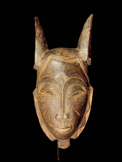 Maschera africana antica intagliata a mano in legno decorazione da parete...