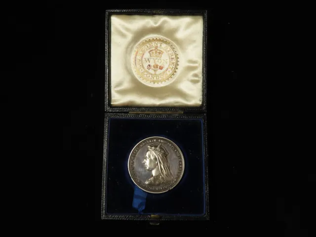 QV Jubilee 1887 Silver Medal, A. Wyon issue, 38mm, 32.59g (edge nick) cased