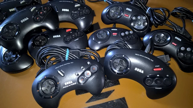 Sega] Manette Konix Compatible Pour Console ... - FR