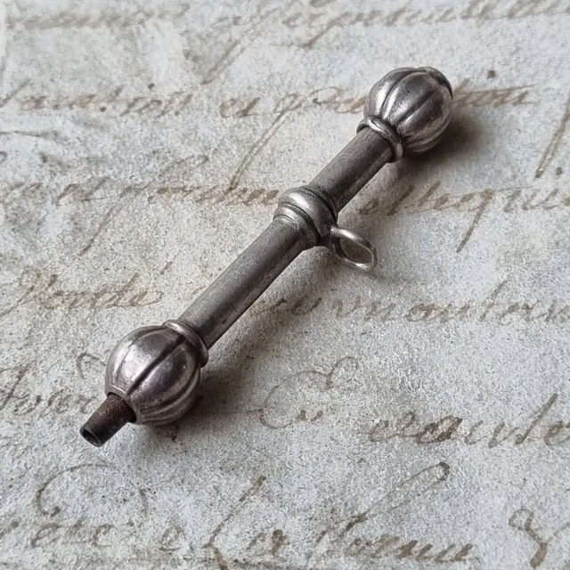 Ancienne Clé De Montre En Argent Massif Français - 19ème Siècle - Occasion (système Grippé)
