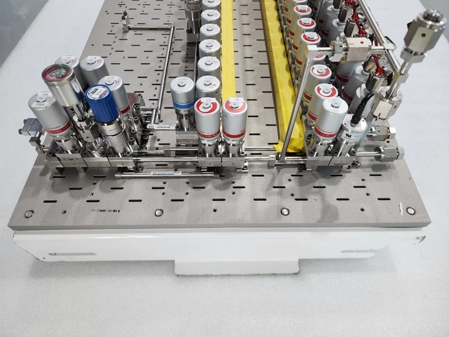 Jetstream Gas Box LAM JETSTREAM GAS BOX Assy 16Lines+1TG+Exit3 (No DGF) 571-065780-XXXXXX ...
