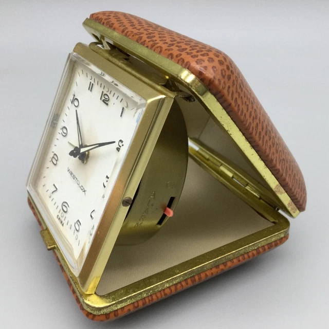 VINTAGE WESTCLOX TRAVEL Alarm Clock Gold Tone Brown Leather Manual Wind