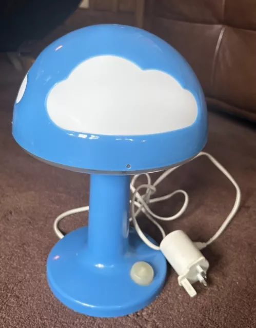 Ikea Skojig Lampe blau Wolke Kindertisch Nachttisch Pilz voll funktionsfähig