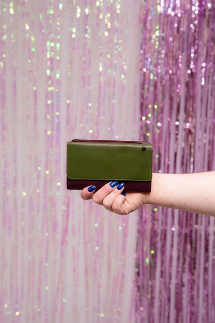 Borsa vintage in pelle verde e viola melanzana di Golinski