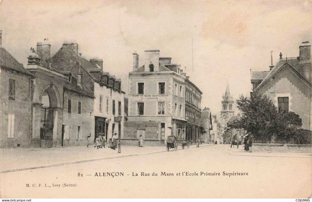 61 ALENCON _S17940_ La Rue du Mans Ecole Primaire Sup�rieure Caf� Mans Fougoin