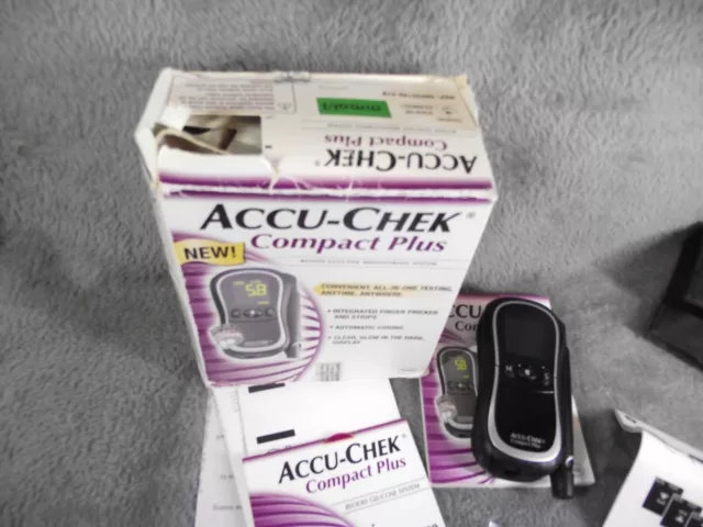 Accu-Chek Compact Plus Monitoring System/Monitor/Meter - RRP £199.99