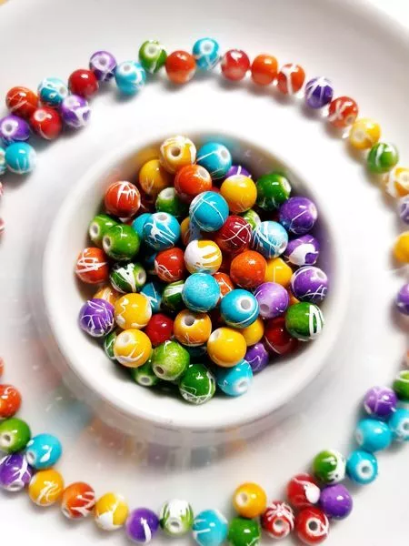 10/50 Acrylperlen zum Basteln/Schmuckherstellung Spray Beads Sprühlackiert Ø 6mm