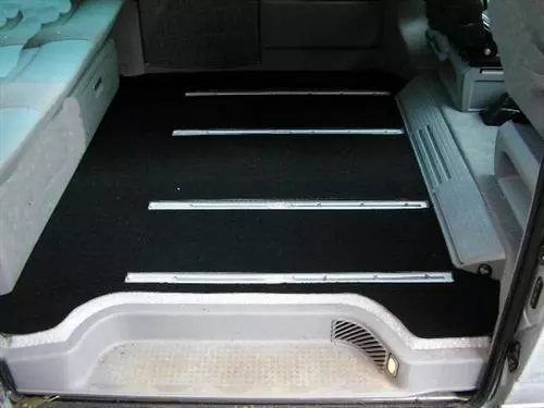 Fußmatten hinten Autoteppich passend für VW T4 Multivan 2 Generation mit Schiene