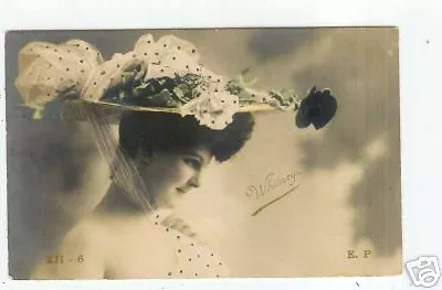 Artiste / Mlle WHITNEY , Portrait avec Chapeau avant 1904